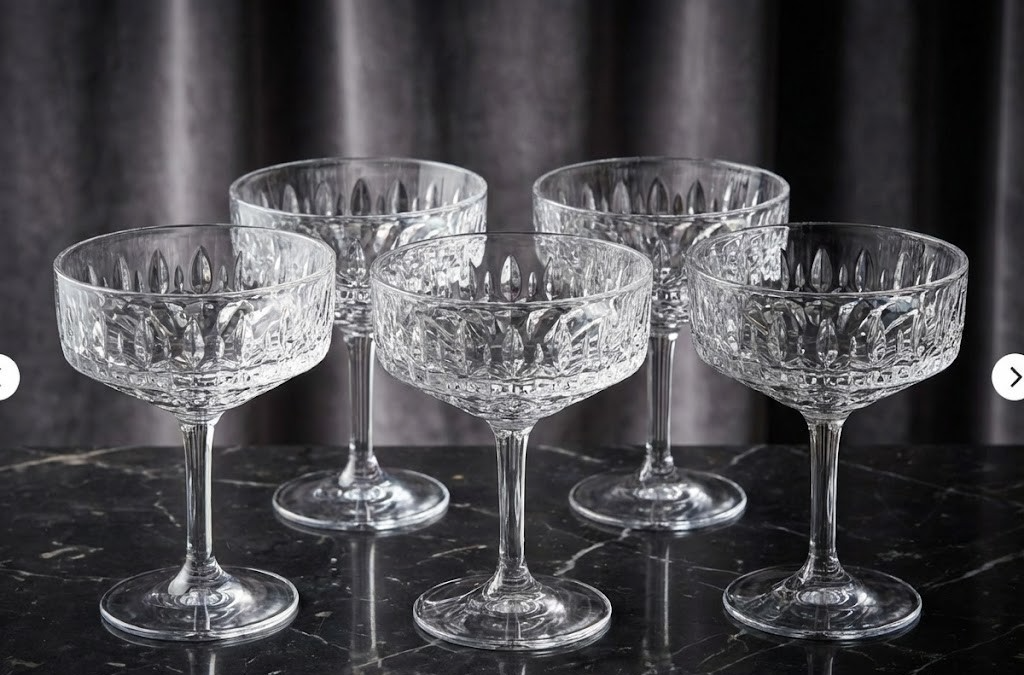 5x Antiquitäten Gläser Likörgläser Weingläser Sammler Vintage